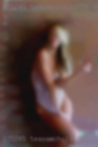Teasaechols1998 skirt girls mature show